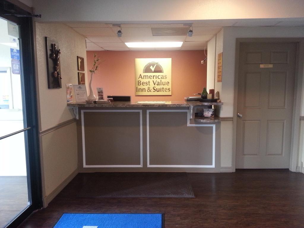 Americas Best Value Inn & Suites - Little Rock - Maumelle Екстер'єр фото