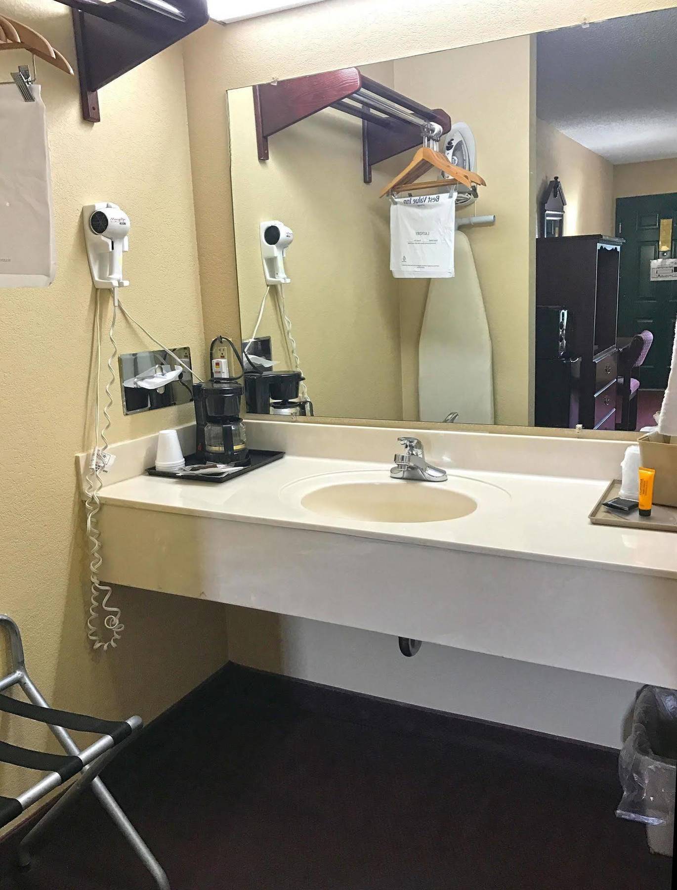 Americas Best Value Inn & Suites - Little Rock - Maumelle Екстер'єр фото