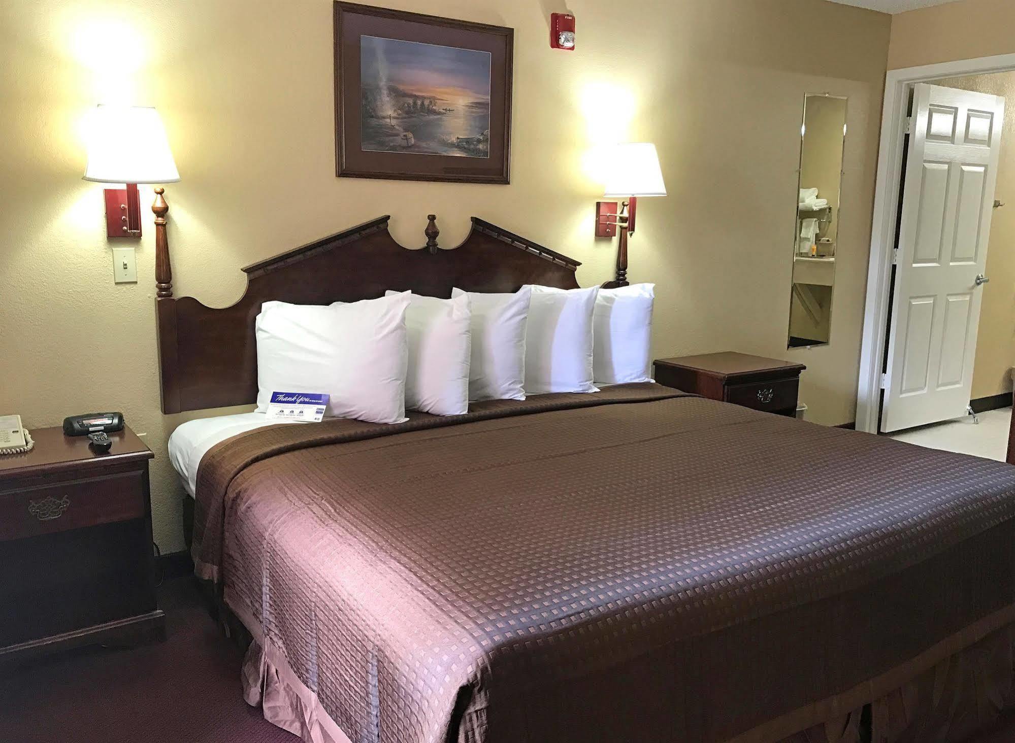 Americas Best Value Inn & Suites - Little Rock - Maumelle Екстер'єр фото